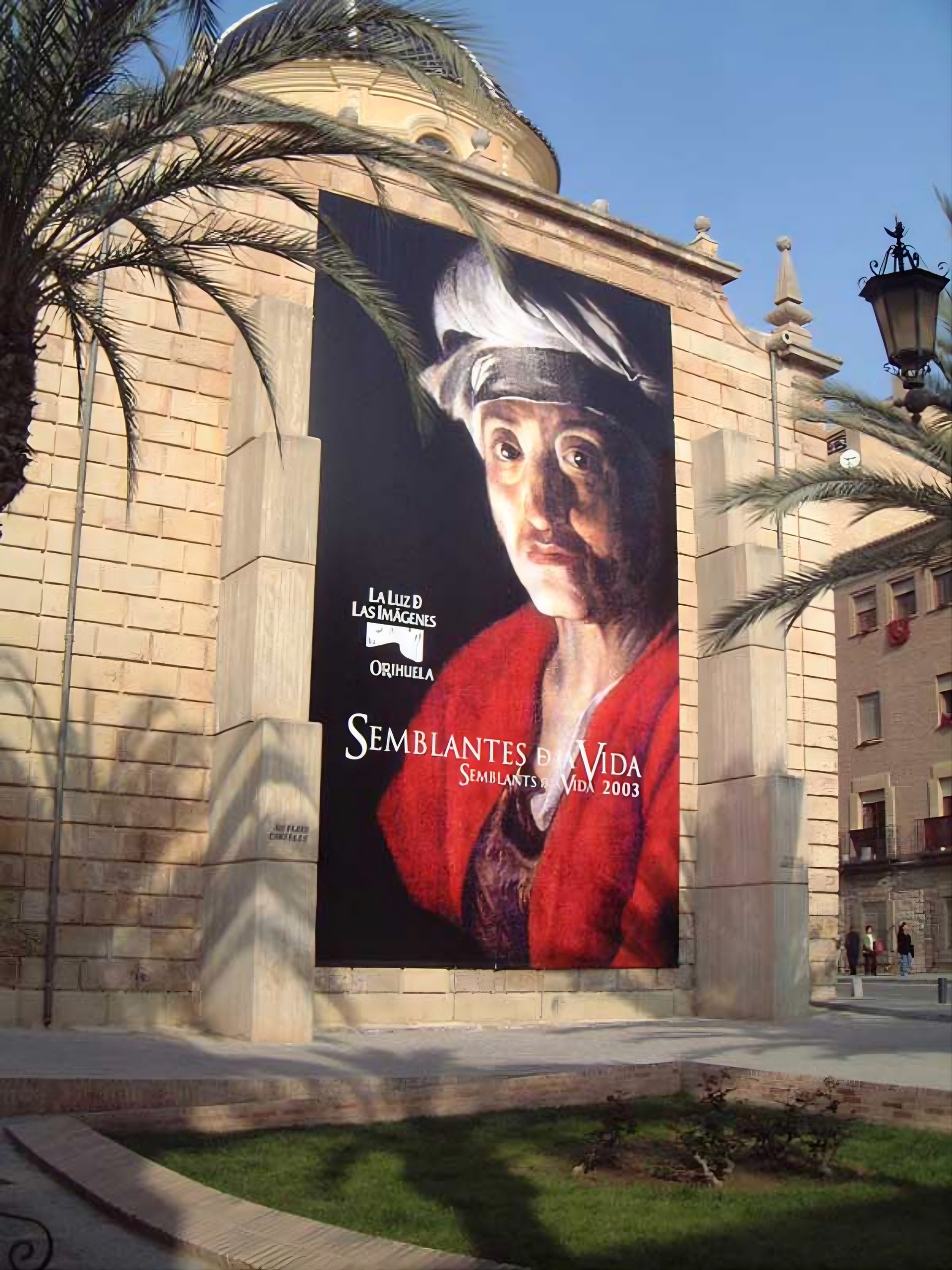 Vista lateral de la Iglesia de las Santas Justas y Rufina en Orihuela