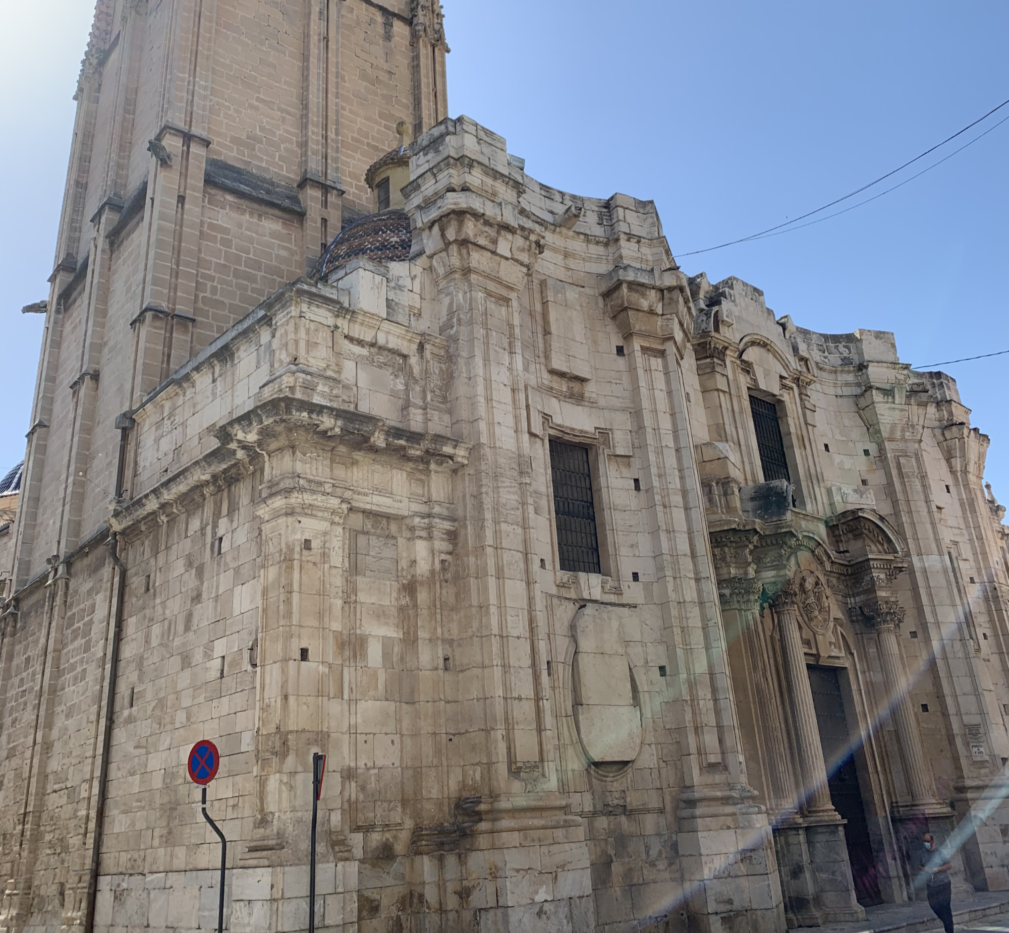 Vista de la fachada principal De la Iglesia de las Santas Justas y Rufina